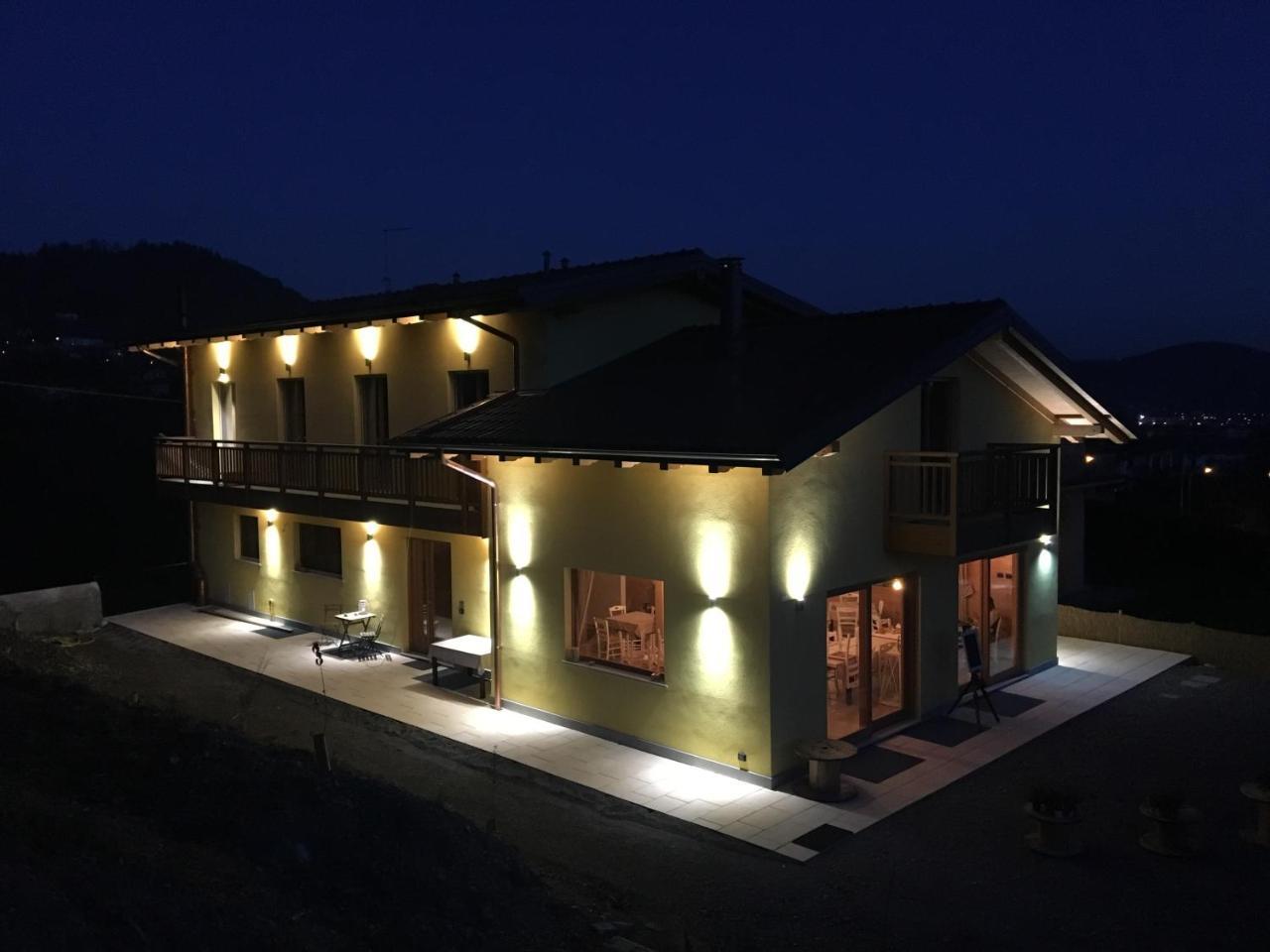 Agriturismo La Soglia Del Parco Ranica Exterior foto